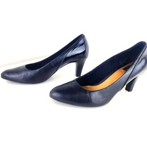 Clarks Artisan Womens Size 9M Black Leather Dress Pumps Heels